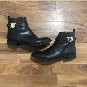 Dark brown Tommy Hilfiger ankle boots size 8